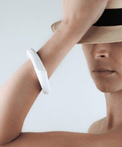 Alternative view of Loop Bracelet