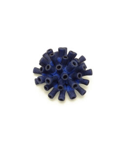 Akora brooch