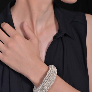 Pearly bracelet