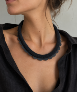 Alternative view of Rose Des Sables Choker